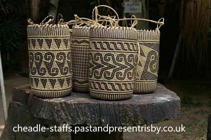 Anyaman Dayak: Keindahan